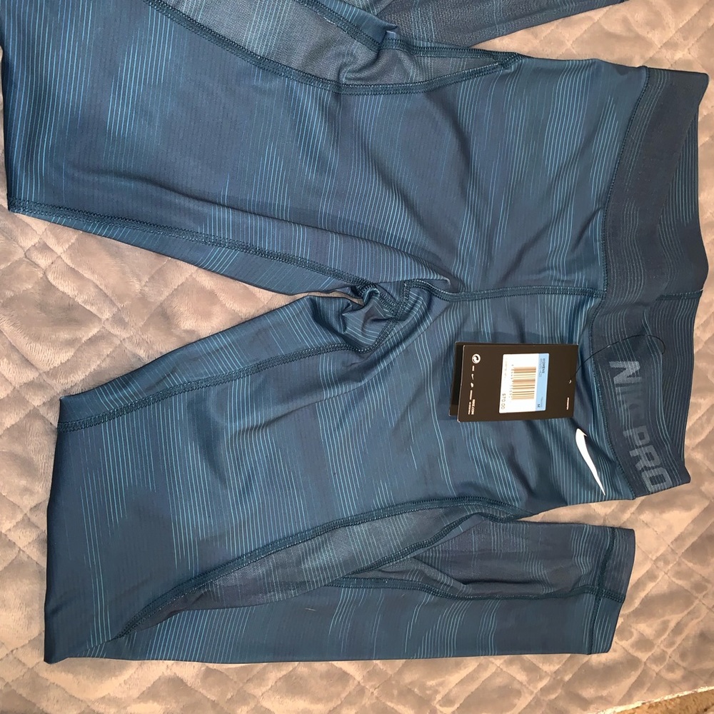 Nike leggings